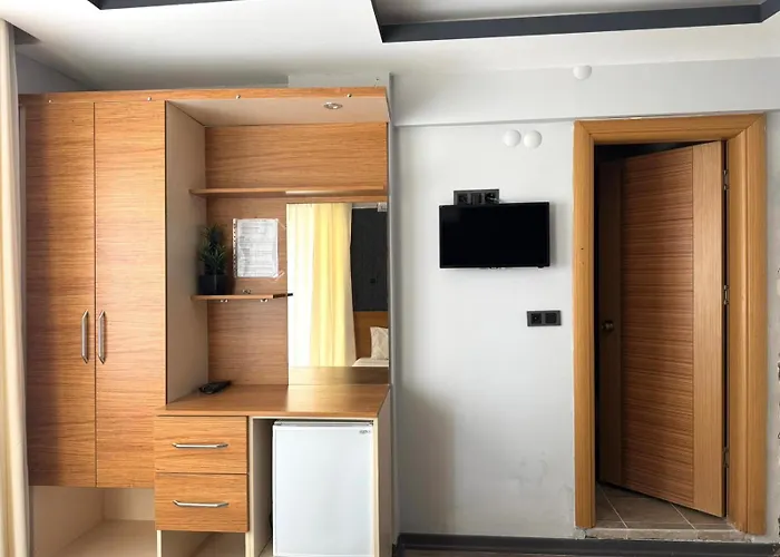 Ξενοδοχείο Titanium 2*